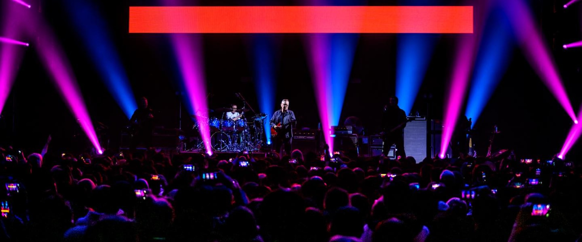 A Comprehensive Look at the Members of New Order